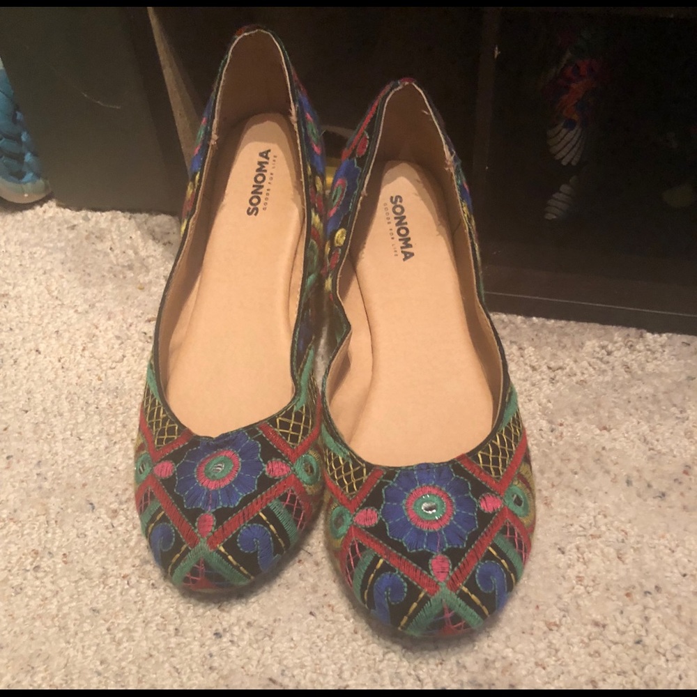 Multicolored flats